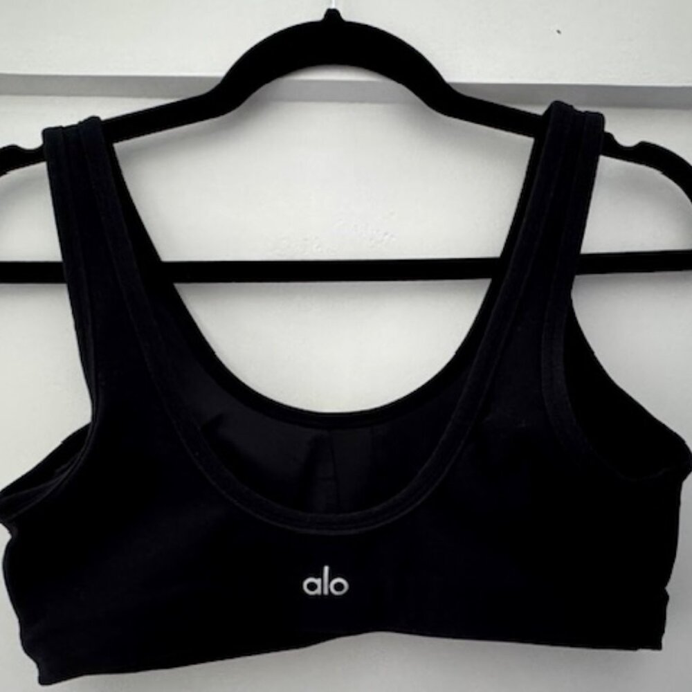 Alo Yoga Alosoft Center Stage Bra Black M